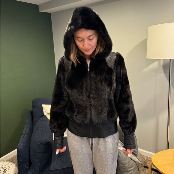 Mink bomber - Picture 3 of 13